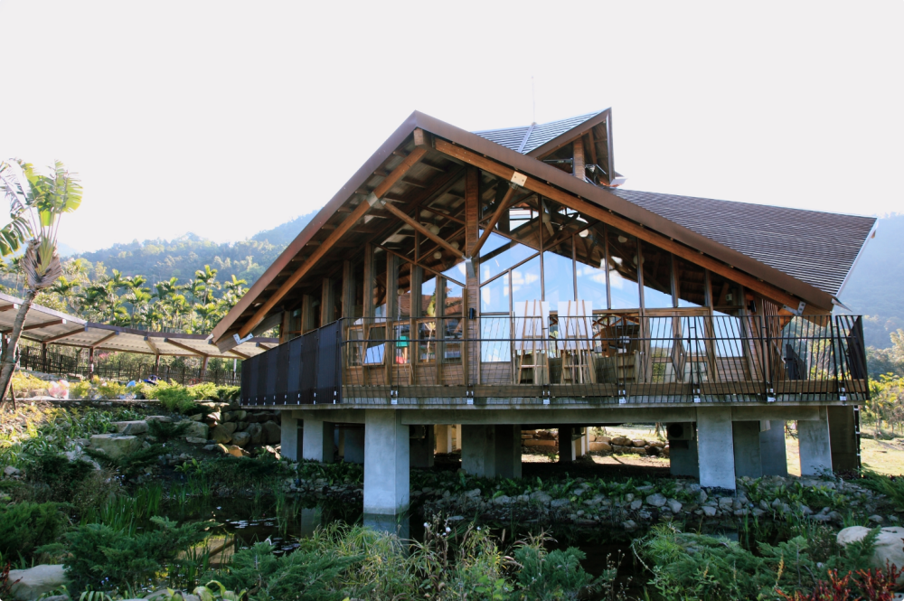 聽大自然的話  鑽石級綠建築校園那瑪夏民權國小