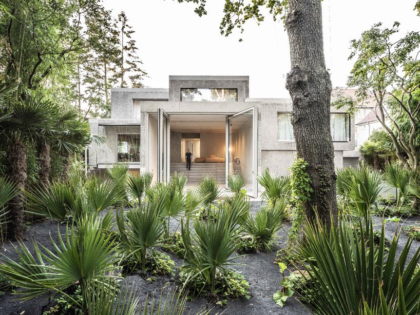 混凝土塊變身住宅雕塑 Casa Morgana的極簡建築美學