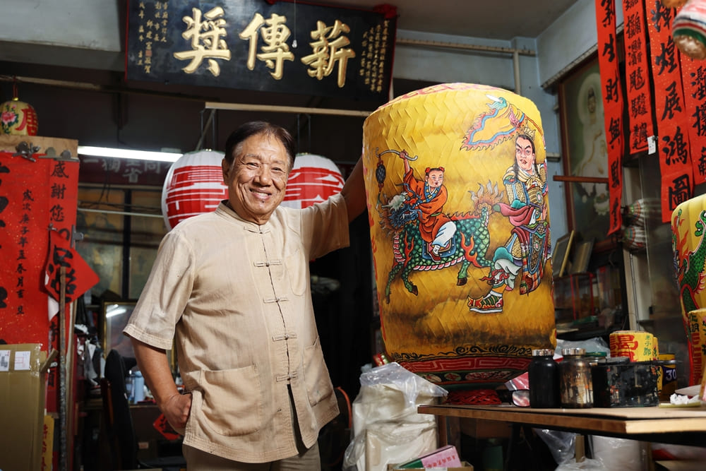 【台灣職人錄】竹篾燈籠工藝大師唐秋水──手繪一甲子的光影記憶