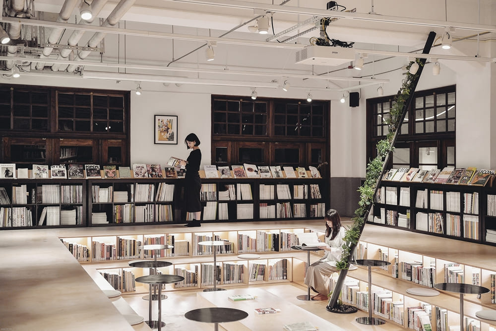 【設計師書店】當泡澡變成閱讀──你來到的，不只是圖書館