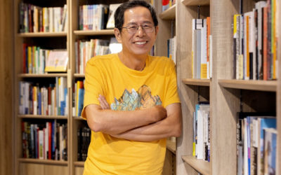 【名人書房】劉克襄：以書寫行腳，在自然中閱讀世界