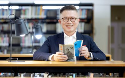 【名人書房】拒當打卡旅人!飯店教父沈方正:用閱讀走讀,款待非比尋常